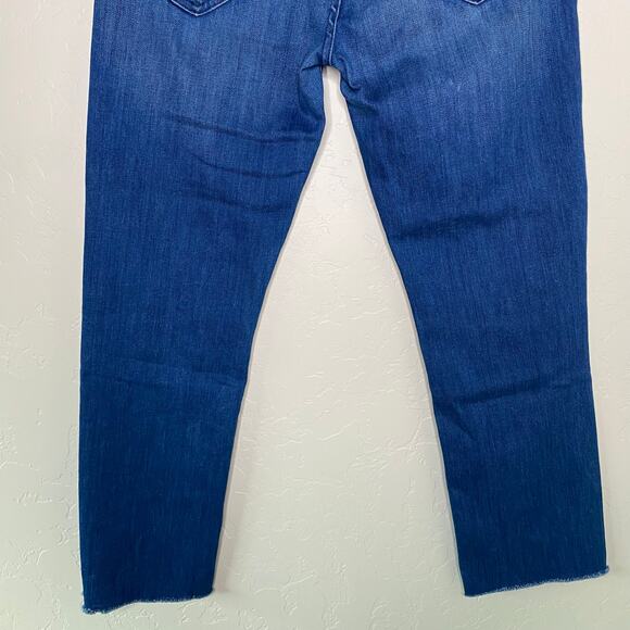 MOTHER Blue Squeeze It The Mid Rise Dazzler Crop Fray Size 32 - Picture 9 of 11